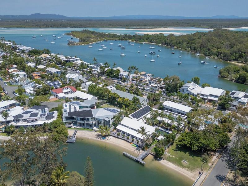 Caribbean Noosa Resort image