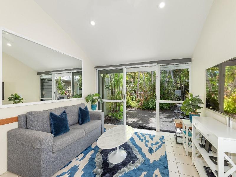 Caribbean Noosa Resort image
