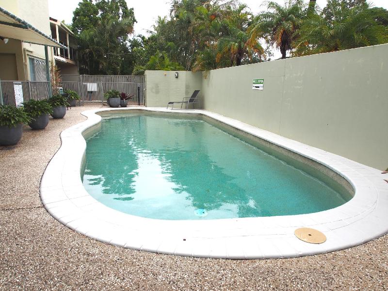 Le Court Villas image
