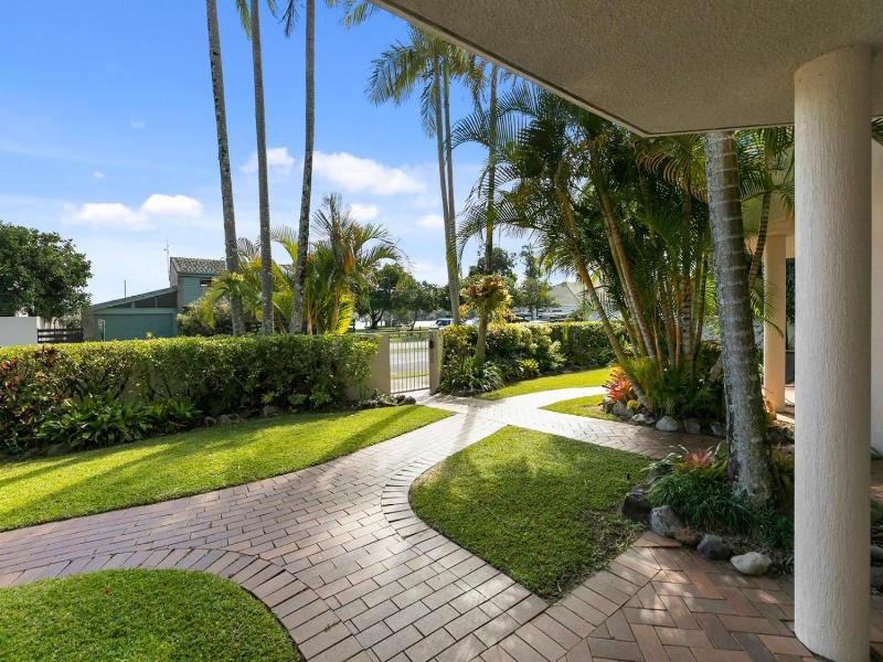 The Noosa Apartments image