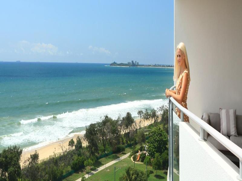 Beach On Sixth Apartments image