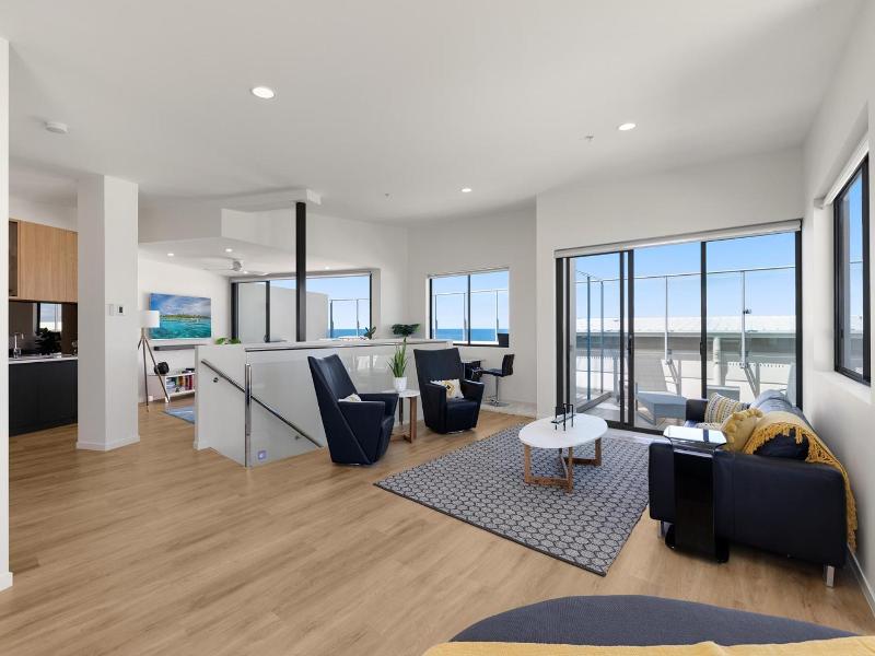Beach On Sixth Apartments image