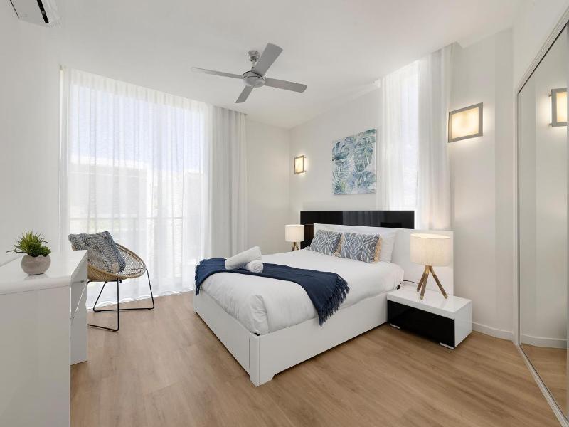 Beach On Sixth Apartments image