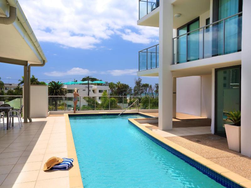 Beach On Sixth Apartments image
