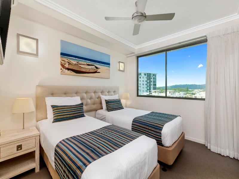 Beach On Sixth Apartments image