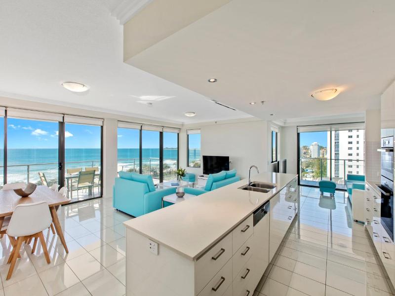 Beach On Sixth Apartments image