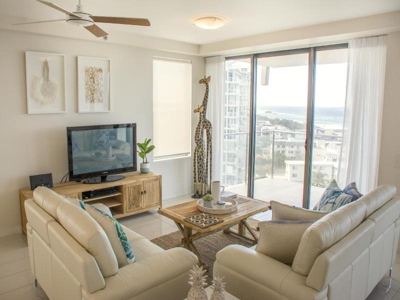 Beach On Sixth Apartments image