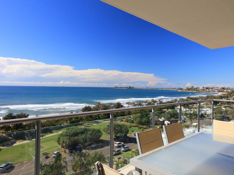 Beach On Sixth Apartments image