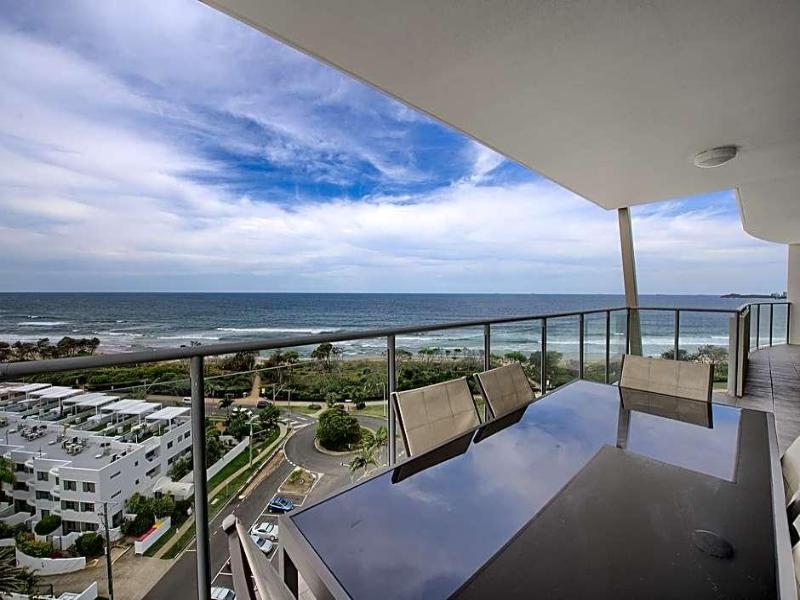 Beach On Sixth Apartments image