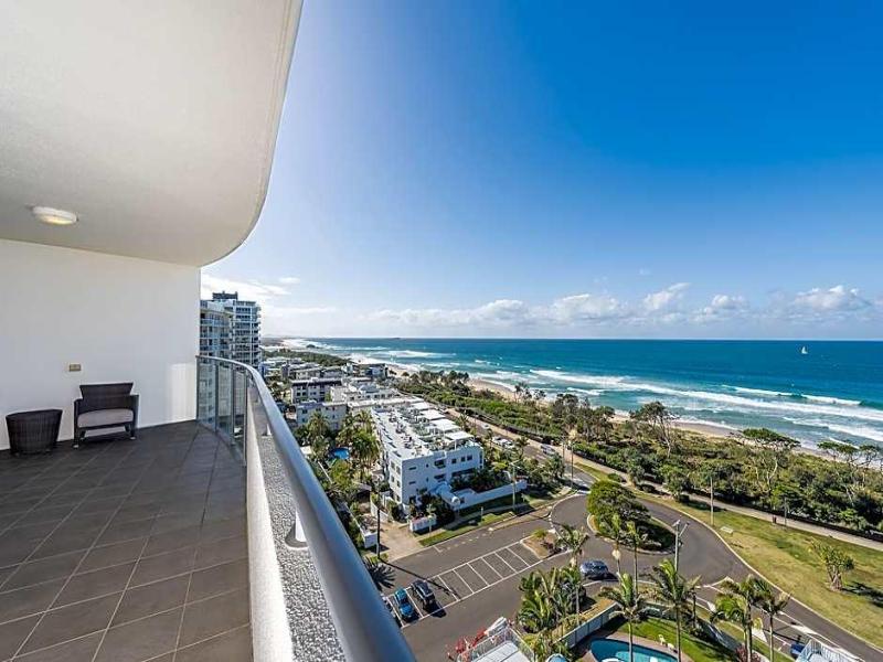 Beach On Sixth Apartments image