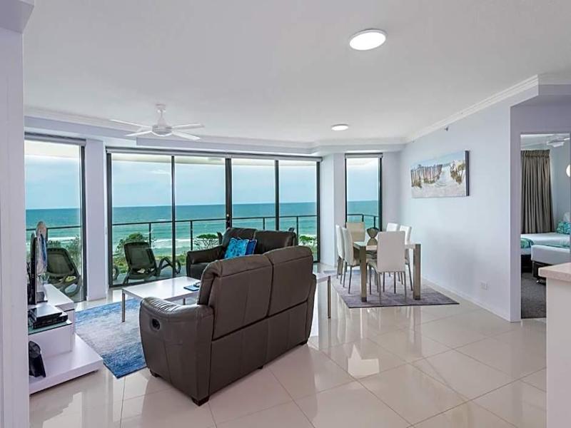 Beach On Sixth Apartments image