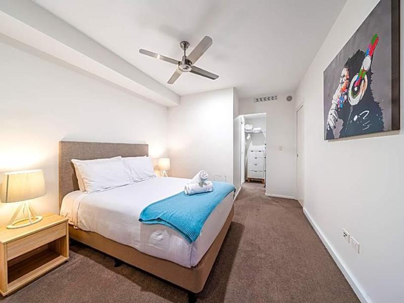 Beach On Sixth Apartments image