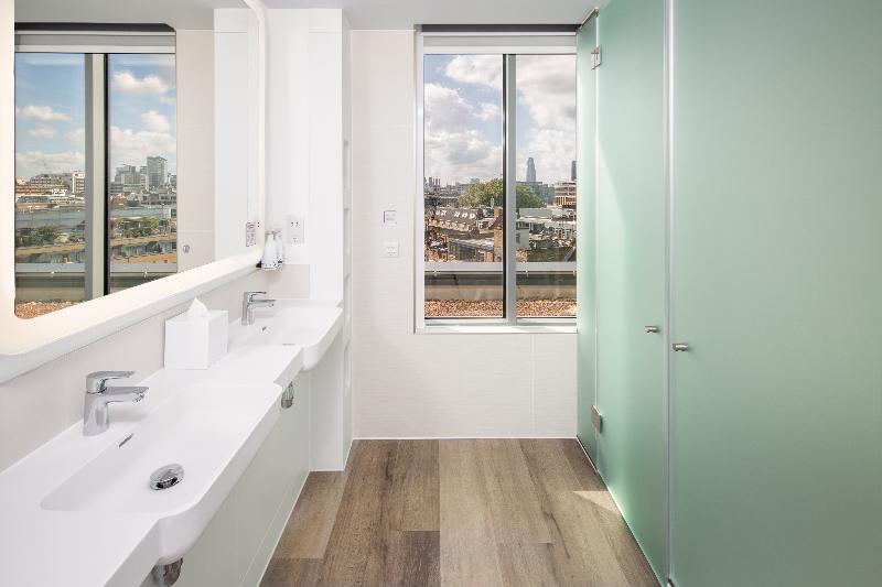 Yotel London City image