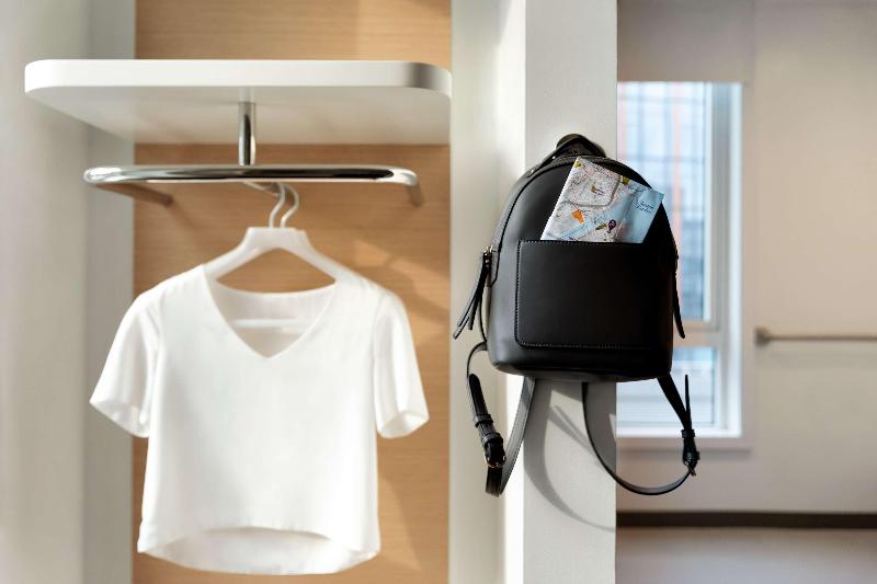 Yotel London City image
