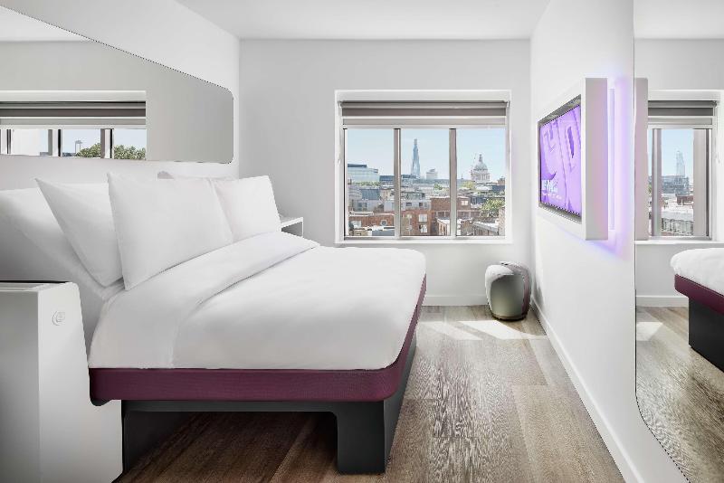 Yotel London City image