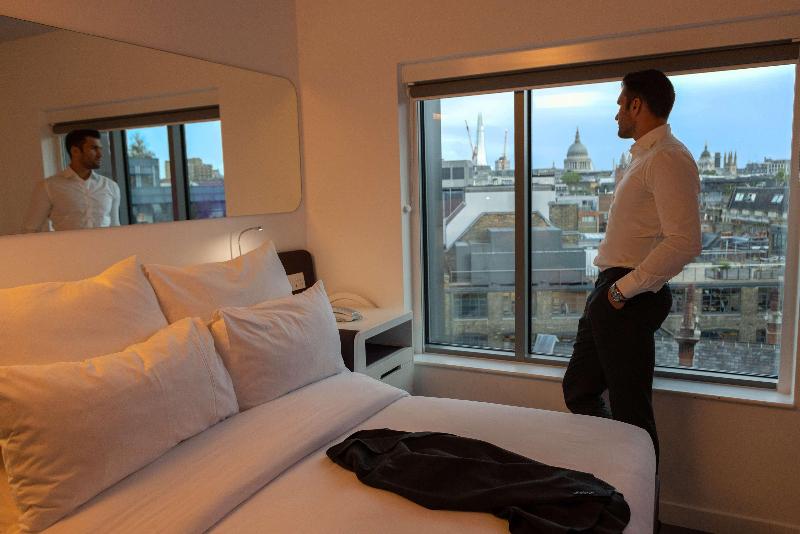 Yotel London City image
