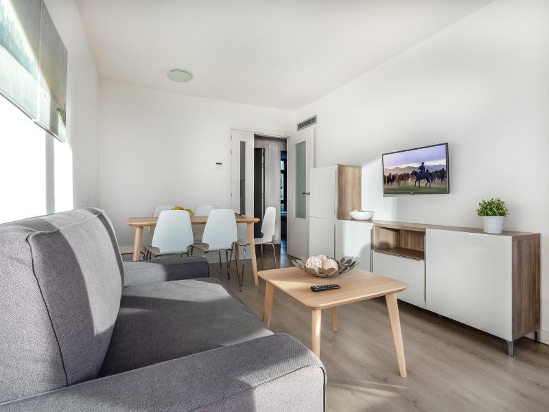 Agaro Cambrils Apartments — general view