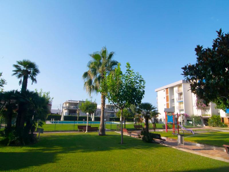 Agaro Cambrils Apartments — general view