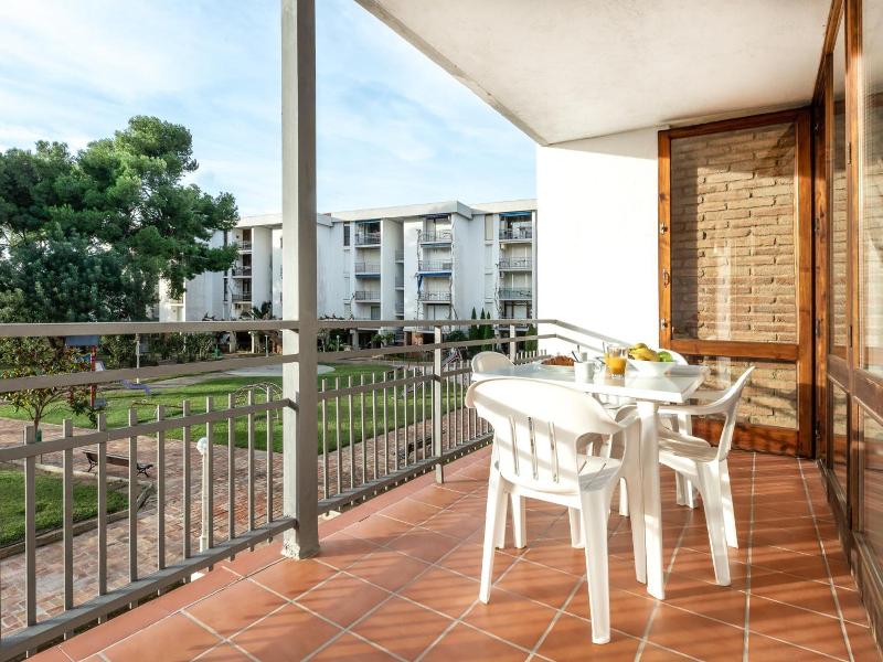 Agaro Cambrils Apartments image