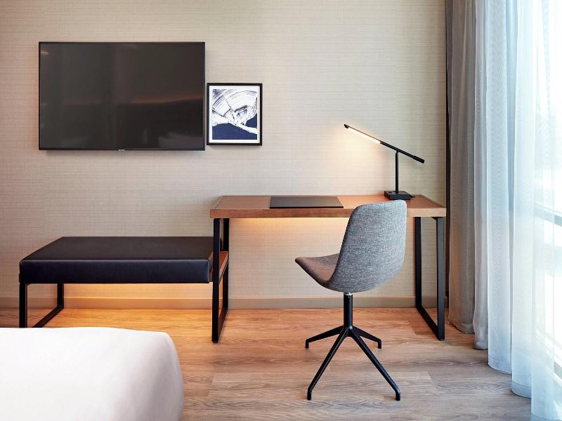 Ac Hotel By Marriott San Jose Santa Clara image