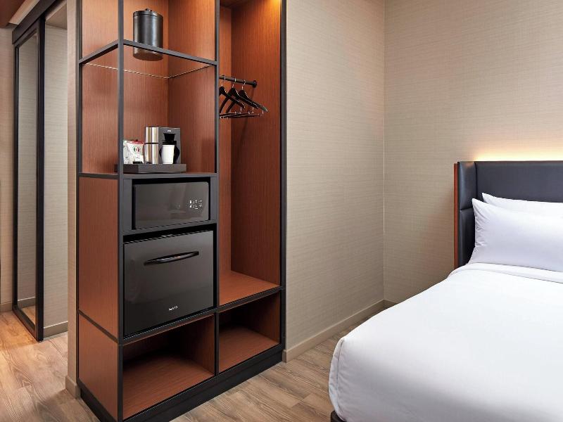 Ac Hotel By Marriott San Jose Santa Clara image