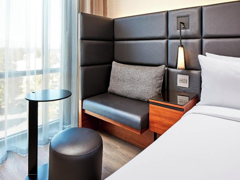 Ac Hotel By Marriott San Jose Santa Clara image