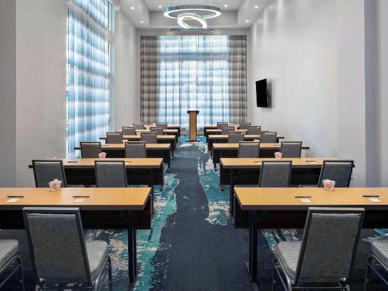 Courtyard By Marriott Delray Beach image