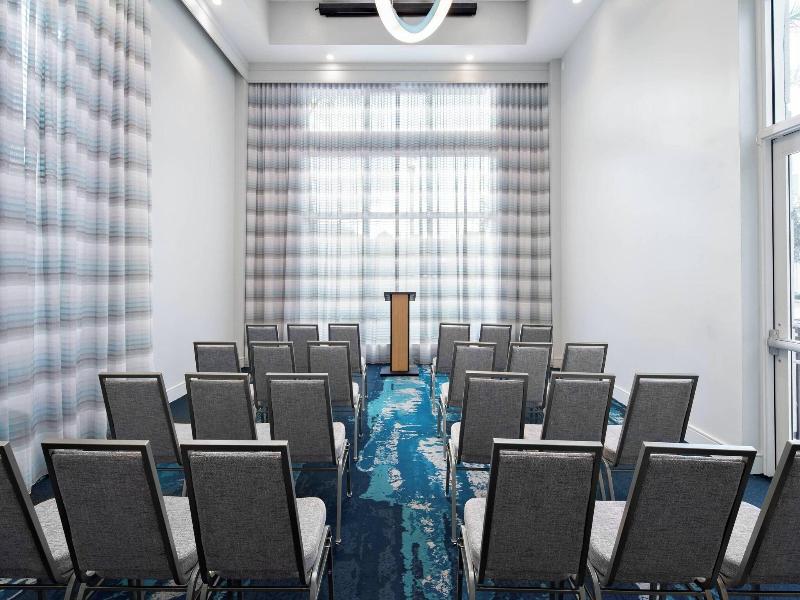 Courtyard By Marriott Delray Beach image