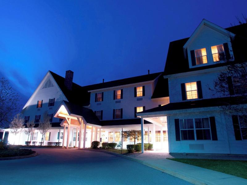 Courtyard Middlebury image