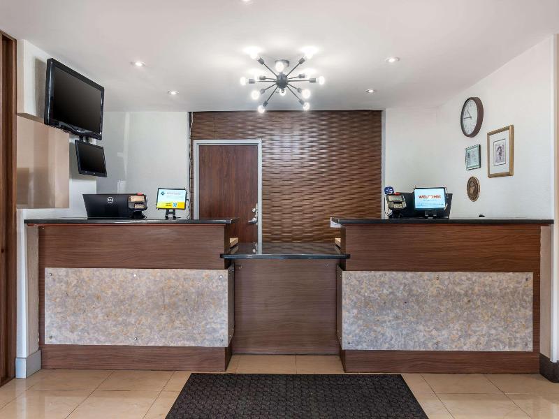 Mainstay Suites Springfield South - Battlefield Rd image