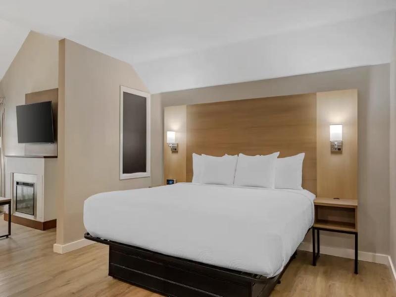 Mainstay Suites Springfield South - Battlefield Rd image