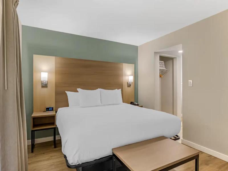 Mainstay Suites Springfield South - Battlefield Rd image
