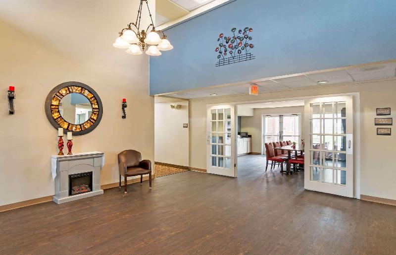 Extended Stay America Kansas City Airport Tiffany image