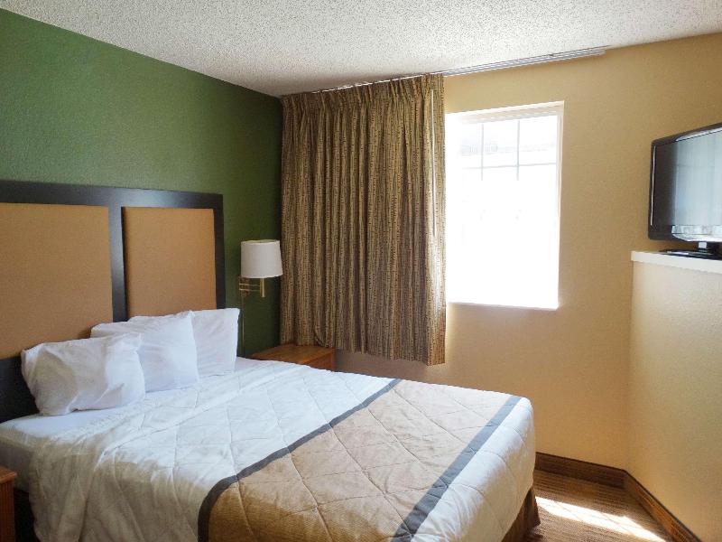 Extended Stay America Kansas City Airport Tiffany image