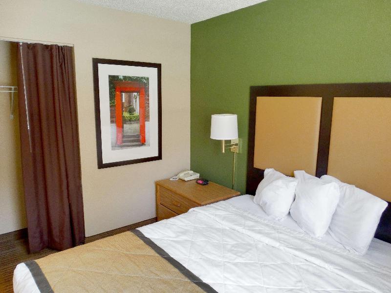 Extended Stay America Kansas City Airport Tiffany image