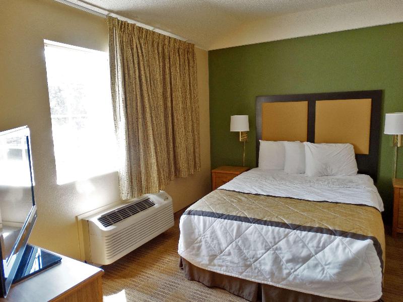 Extended Stay America Kansas City Airport Tiffany image