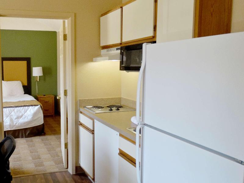 Extended Stay America Kansas City Airport Tiffany image