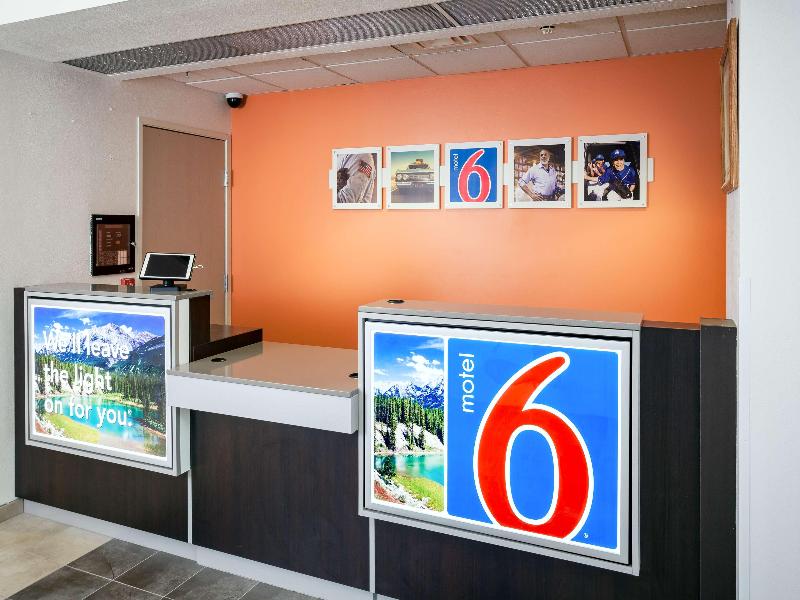Motel 6 Anchorage, Ak - Midtown image