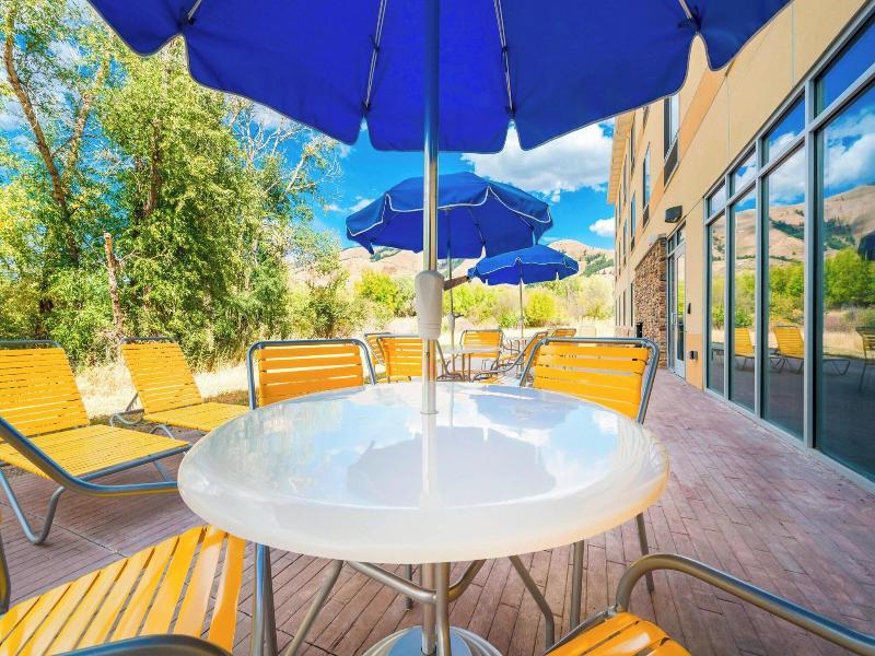Fairfield Inn Suites By Marriott Afton