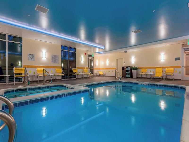 Fairfield Inn Suites By Marriott Afton
