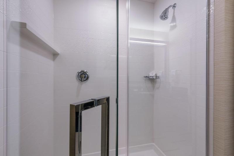 Fairfield Inn Suites By Marriott Afton image