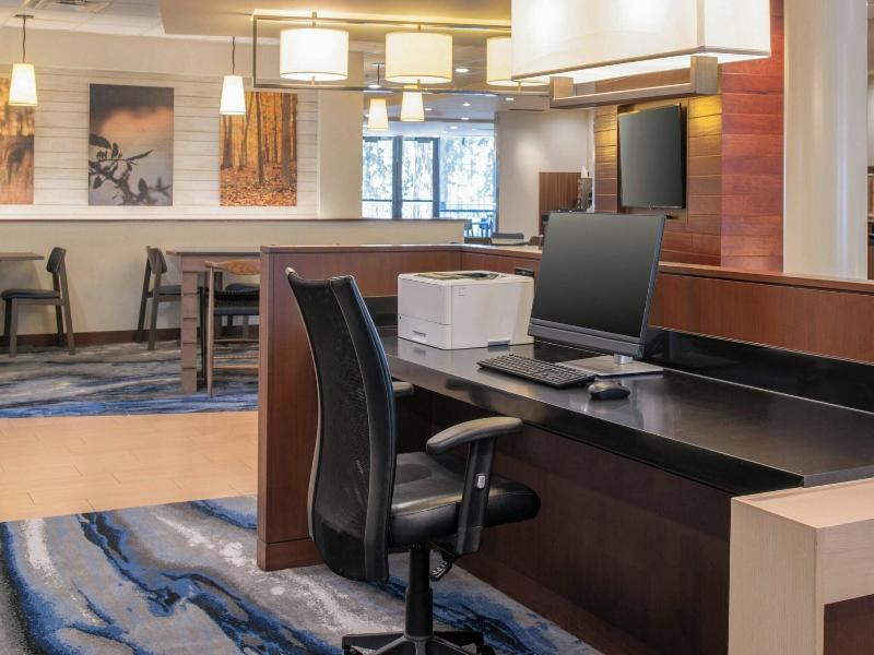Fairfield Inn Suites By Marriott Santa Cruz image