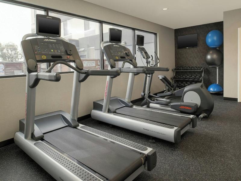 Fairfield Inn Suites By Marriott Santa Cruz image