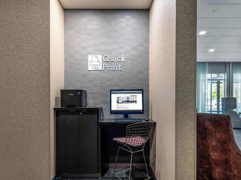 Courtyard By Marriott Savannah Airport image