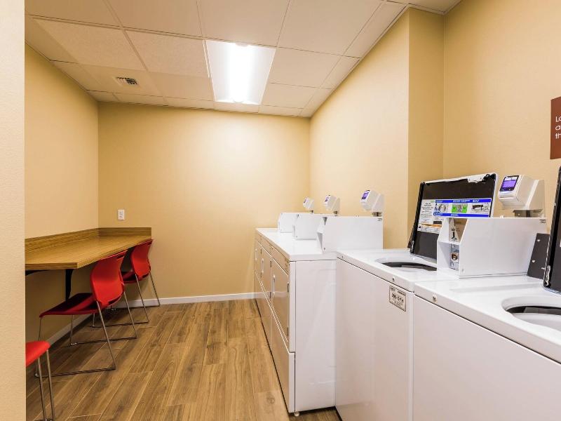 Towneplace Suites By Marriott Portland Beaverton image
