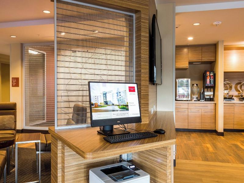 Towneplace Suites By Marriott Portland Beaverton image