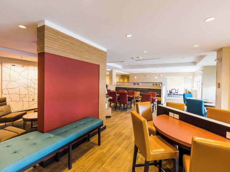 Towneplace Suites By Marriott Portland Beaverton image