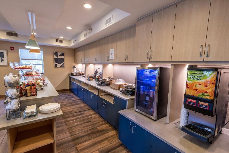 Towneplace Suites Columbus Airport Gahanna image