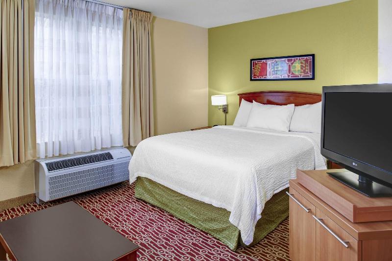 Towneplace Suites Columbus Airport Gahanna image