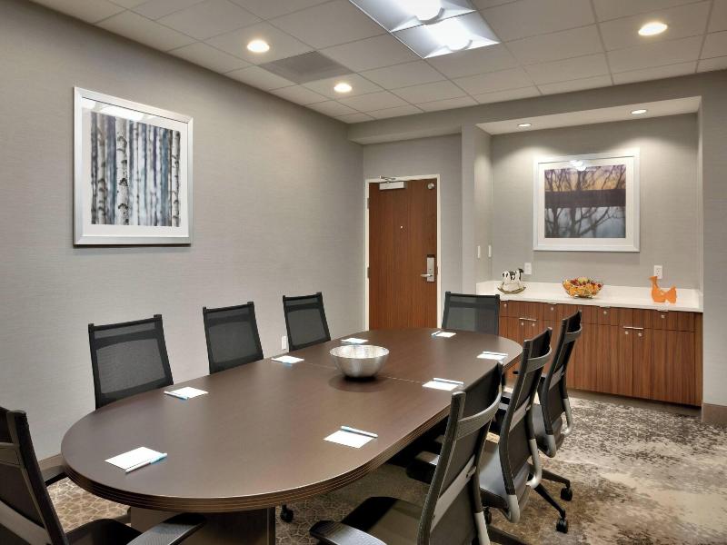 Fairfield Inn Suites By Marriott Springfield North image